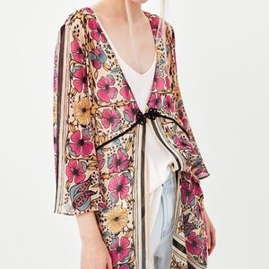 Zara Jackets & Coats - Zara floral print dressing gown Zara Jackets & Coats - Zara floral print dressing gown